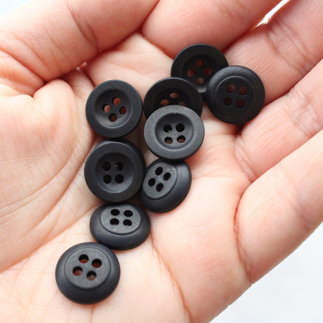 Merchant & Mills Buttons - 14mm Corozo Navy