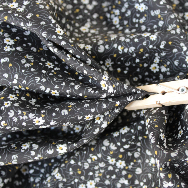 Liberty Fabrics Tana Lawn™ Cotton - Lottie Swirl