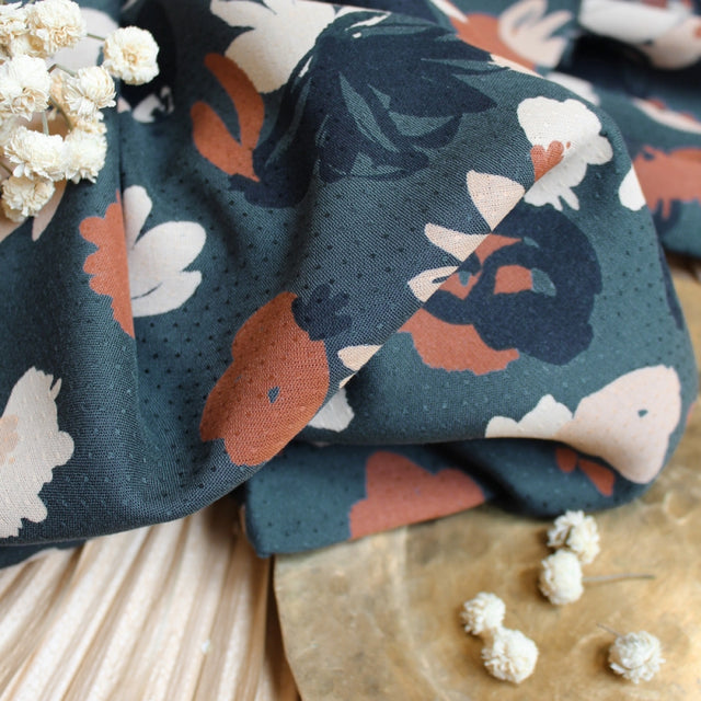 0.7m Remnant - EcoVero Viscose 'Posie' - Smokey