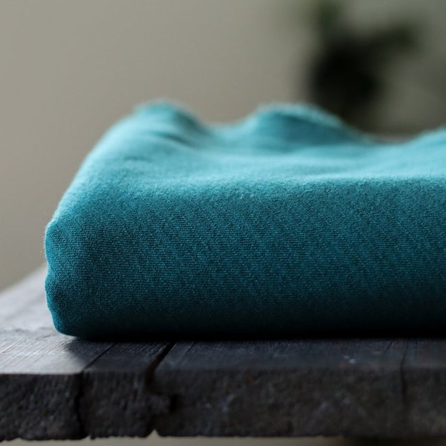 0.9m Remnant - Organic Biased Interlock - Tropical Green