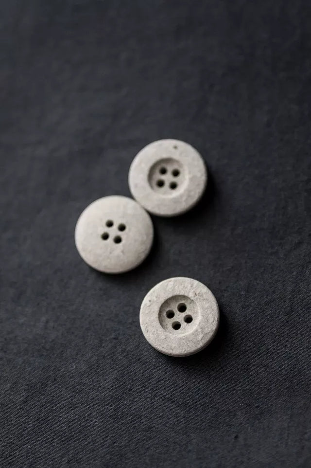 Merchant & Mills Buttons - 18mm Chalk